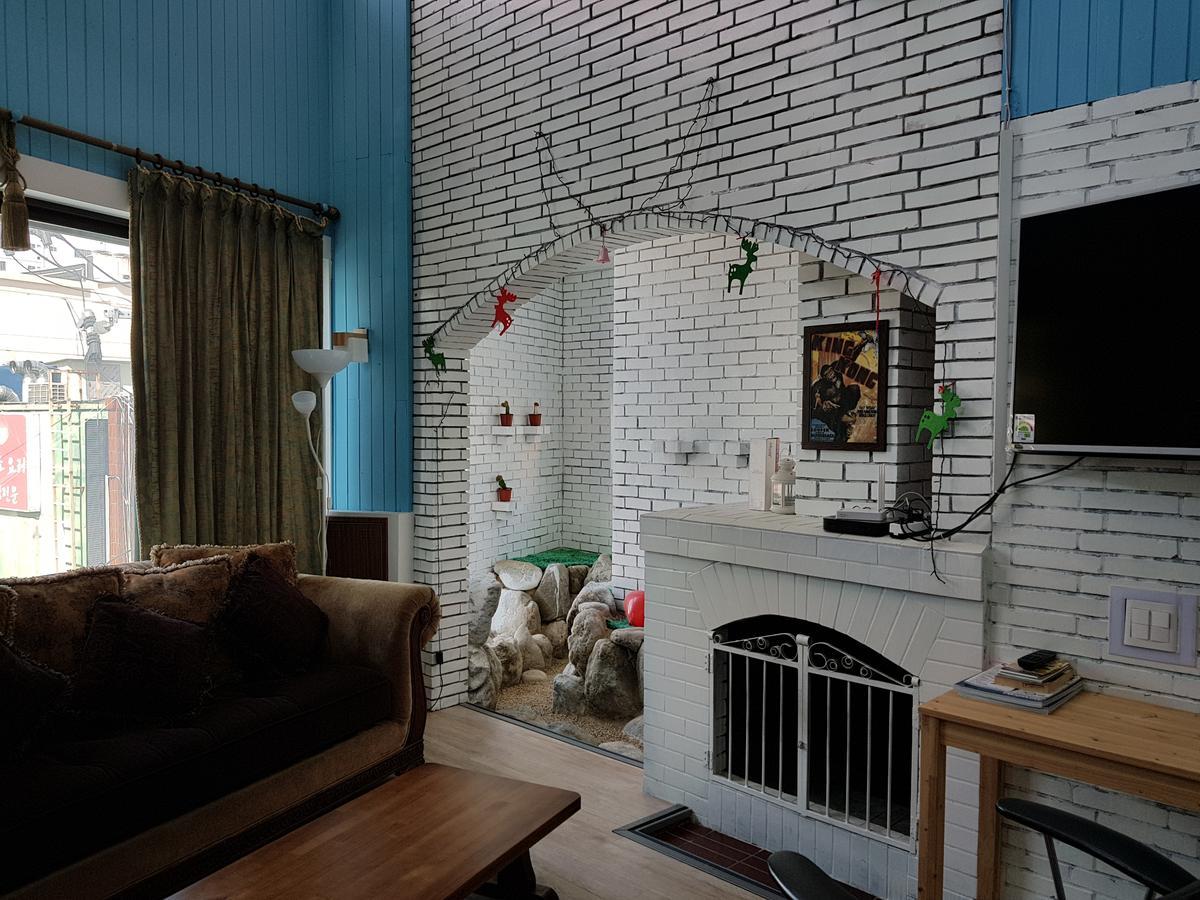 Kingkong Guesthouse Busan Bagian luar foto