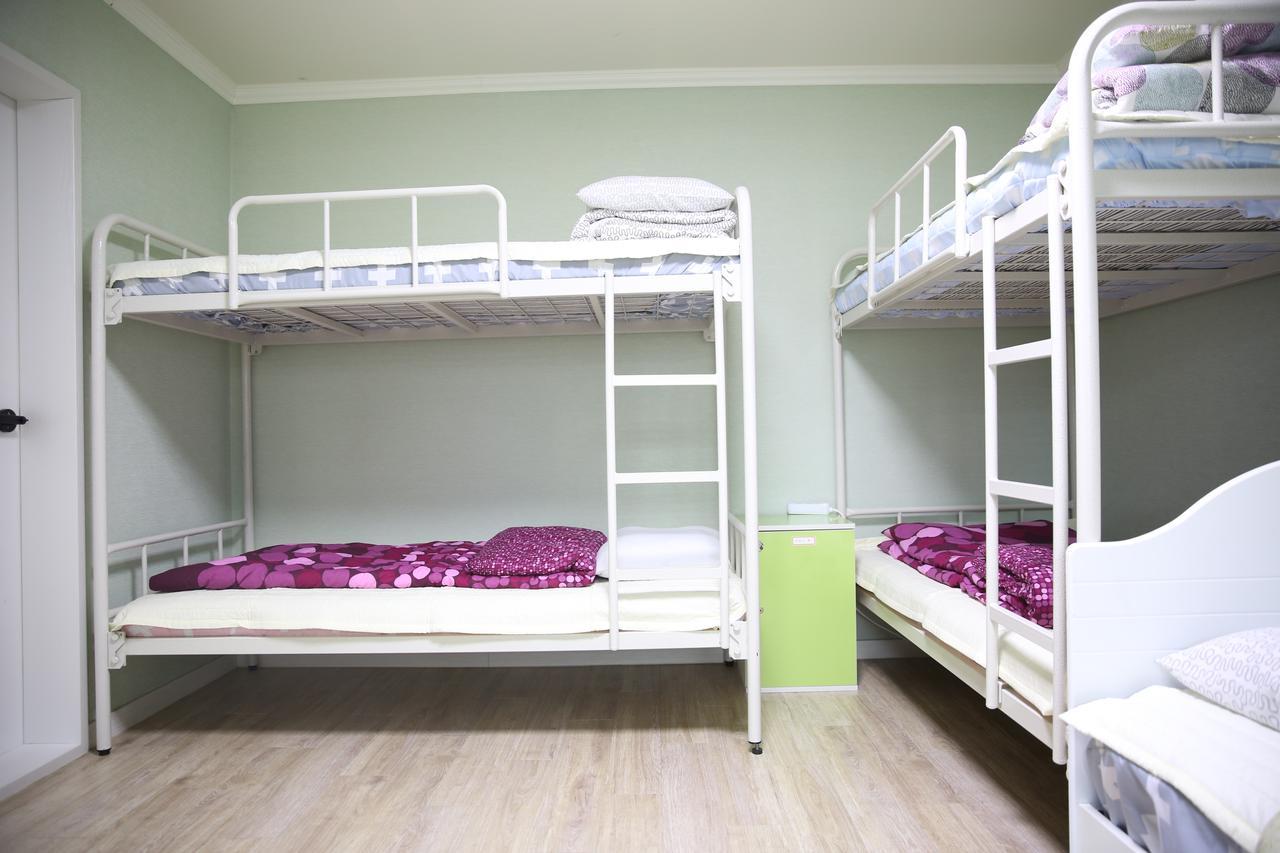 Kingkong Guesthouse Busan Bagian luar foto